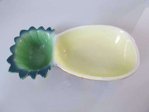 PINEAPPLE !! Vintage Ceramic Pineapple Bowl - Sauce and Snacks Sections