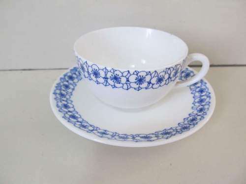 GUSTAVSBERG !! Rare Vintage 1950-60`s Lot/Set of 8 Swedish Fine Porcelain Tea Duos