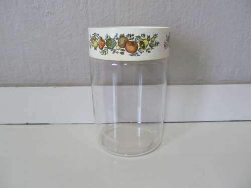 PYREX !! Vintage Clear Glass Kitchen Countertop Container with Sealing Lid