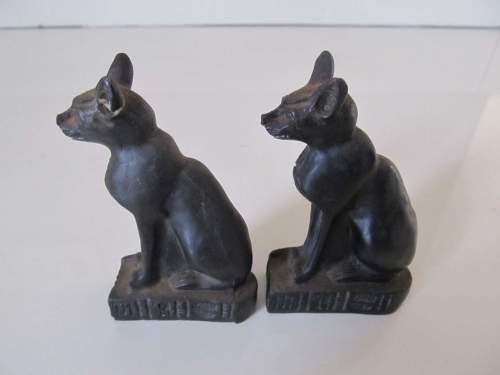 BASTET !! Rare Vintage Lot/Set of Two Egyptain Resin Cat Deity Figurines