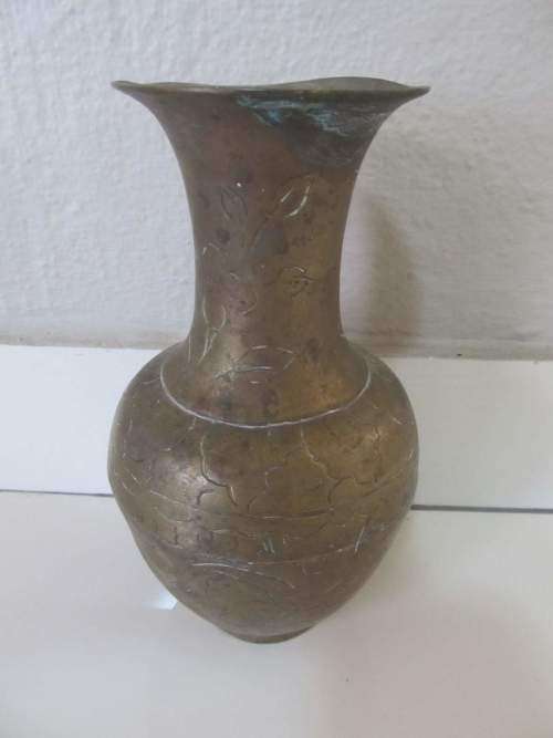 IMPRESSED !! Vintage (or older) Chinese Brass Decorative Floral Vase