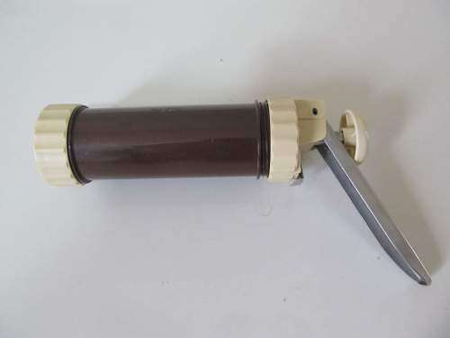 ADDIS !! Boxed Unusued Vintage Addis Shape Maker/Buscuit Press with Attachments etc