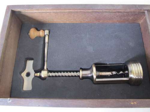 CORKSCREW !! Vintage Cast Metal Corkscrew Bottle Opener with Wood Box