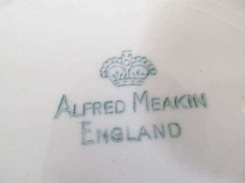 MEAKIN 2 !! Vintage 1940`s Lot /Part Set of 3 Porcelain Dinner Plates and 3 Salad Bowls