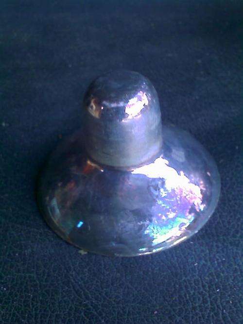 CANDLE SNUFFER OR LID? NEEDS A GOOD POLISH.