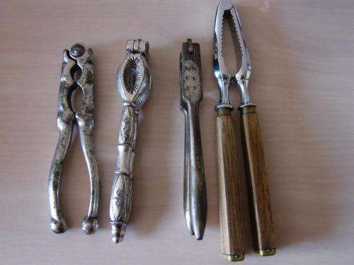 4 x vintage nut crackers -( 2 x  victorian, 1 x vintage 1 x retro )