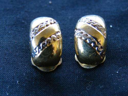 'GOLD' EARRINGS!