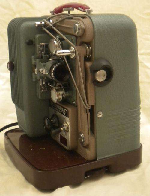 BELL SYNCHRO PET 8mm PROJECTOR!!