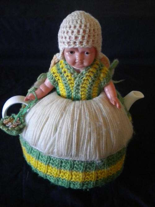 VINTAGE HALF DOLL TEA COZY!!