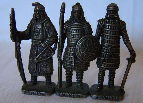 KINDER SURPRISE - LEAD SOLDIERS - MONGOLO!!