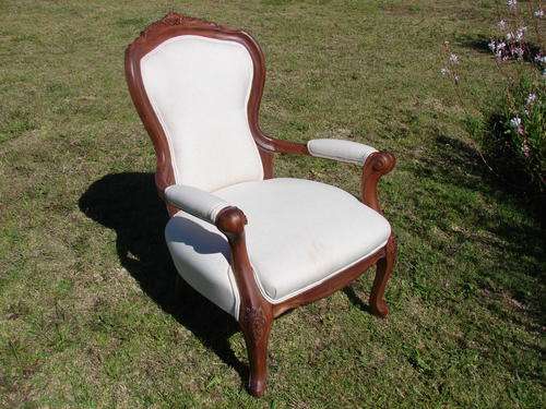 VINTAGE FRENCH SALON STYLE CHAIR!!