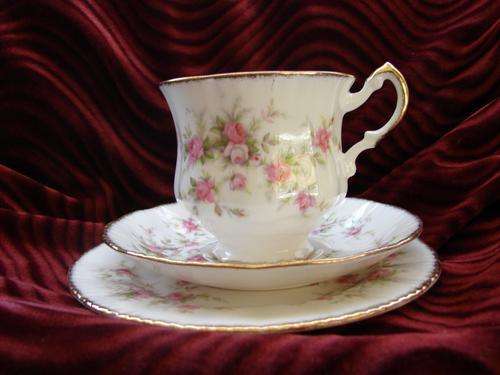 PARAGON VICTORIA ROSE TRIO !!!!!!