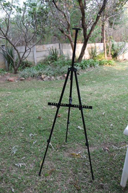 Aluminium 2 in 1 Easel in Nylon Bag