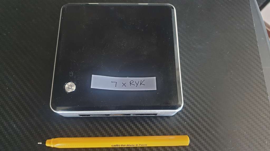 Intel NUC i5 RYK 5250U 1.6ghz + 1.6ghz 5th gen mini pc 256gb SSD 8gb ram