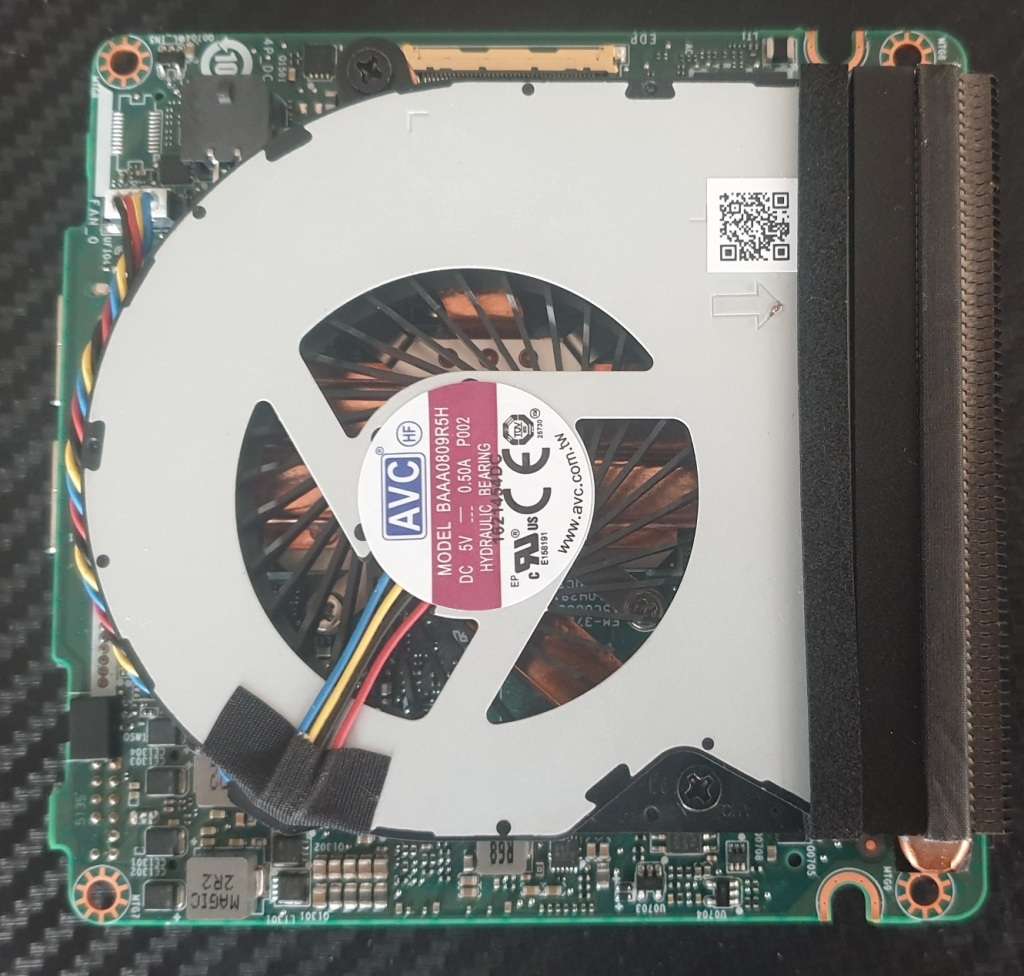 Intel Nuc 8 V5PNK i5 Vpro motherboard kit new with 16gb DDR4 ram