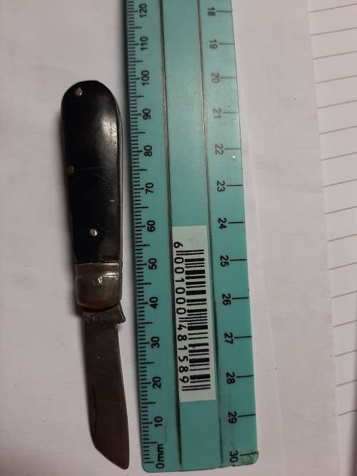 unique little pocket knife