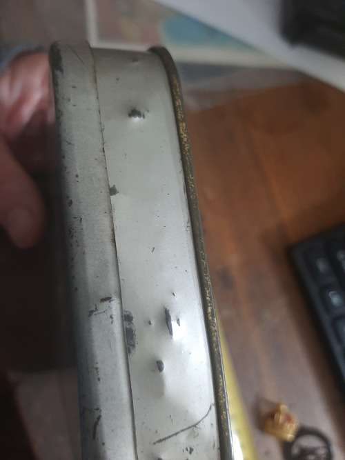 Second world war tin