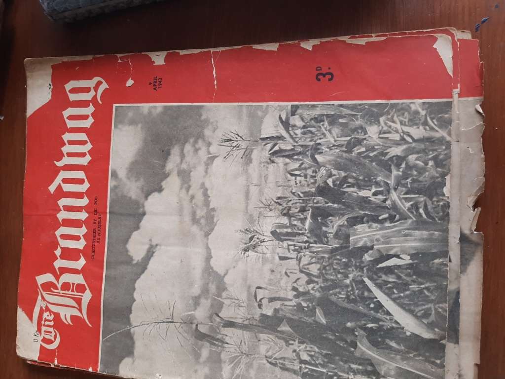 5x Die Brandwag Nuusblad/ News Paper