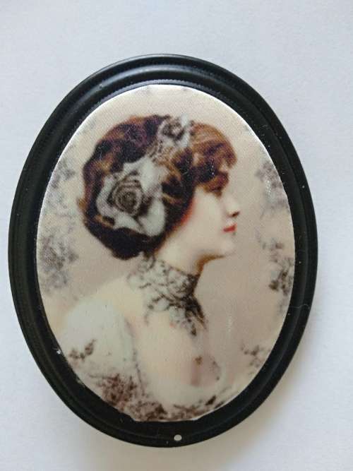 Vintage style painting brooch/Beautiful brooch/Stylish fashion brooch/Special brooch/ Brooch