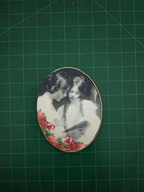 Vintage style painting brooch/Beautiful brooch/Stylish fashion brooch/Special brooch/ Brooch