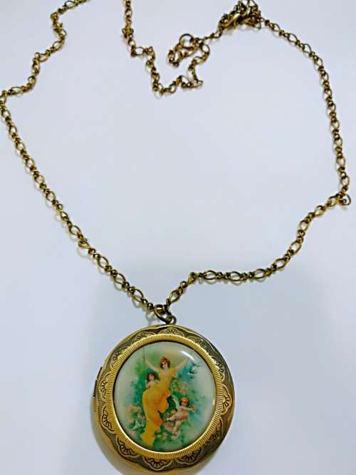 Vintage style pendant with locket/Beautiful elegant pendant/Fashion pendant/Special/Unique/Handmade