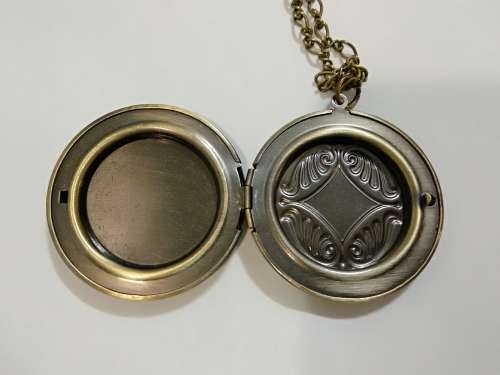 Vintage style pendant with locket/Beautiful elegant pendant/Fashion pendant/Special/Unique/Handmade