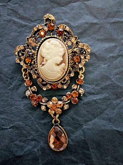 Vintage style brooch/Beautiful brooch/Stylish fashion brooch/Special brooch/ Brooch