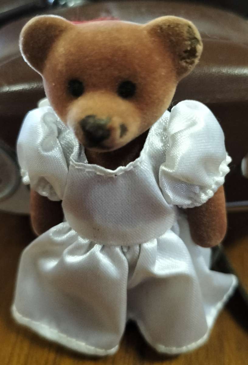 Vintage McDonalds 1999 bear with label - Wedding girl - Wendy
