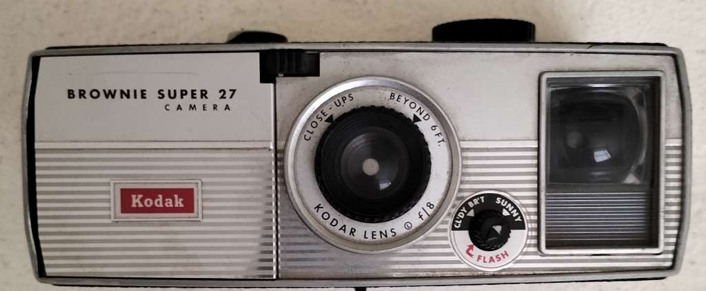 Vintage Kodak camera - Brownie Super 27 - Instamatic