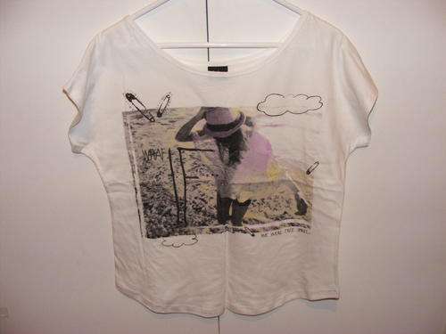 BRAND NEW Printed tee