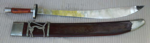 ORIENTAL / MONGOLIAN SWORD WITH PAPER THIN BLADE
