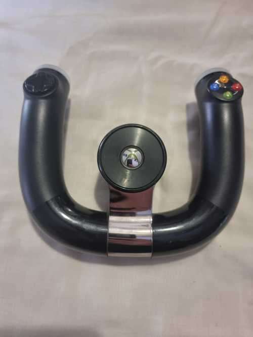 Secondhand Xbox 360 with Remote, Games & Accessories