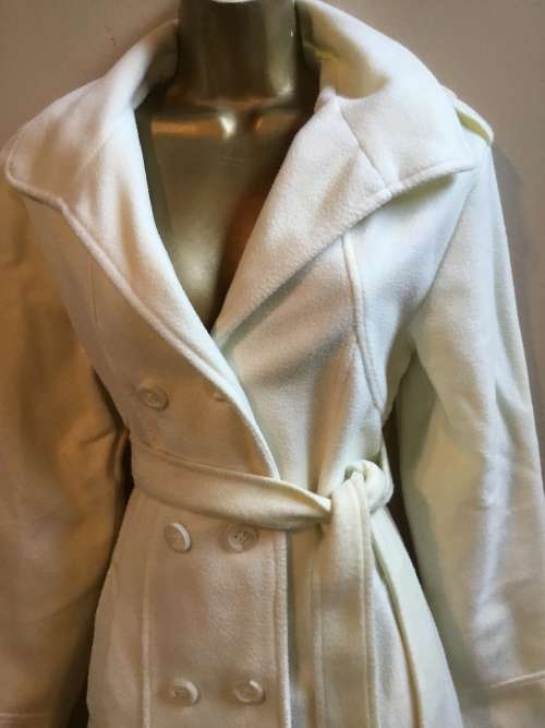 Cream coat used size 12 / 36