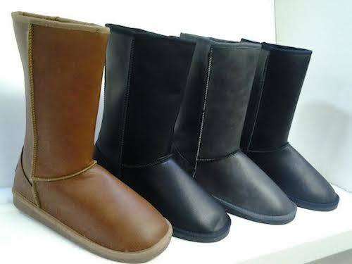 Size 4, 5, 6, 7 or 8 Choose black ugg style cosy.