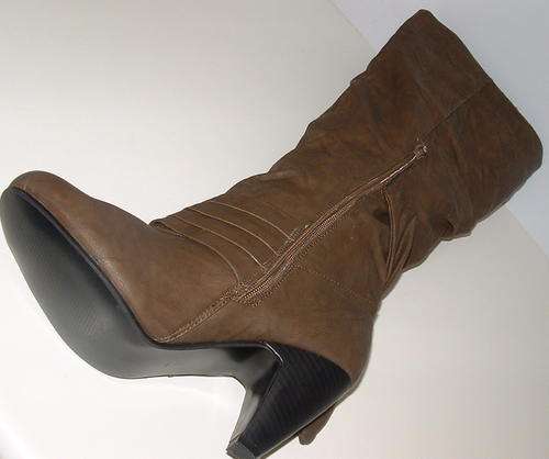 SIZE 8 Brown stunning boots - end of season sale - cost price