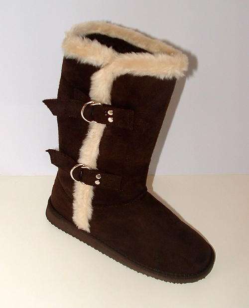 3 4 5 6 7 8 (36 37 38 39 40 41) Brown or Black Ugg style fur lined boots.