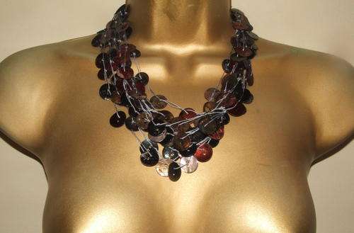 New shell button necklace with free jewellery bag - great gift.