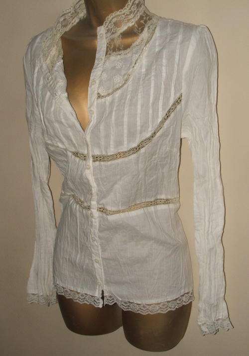 size 38 but suits a 36 better -  Ladies victorian creamy white lace crisp twist shirt