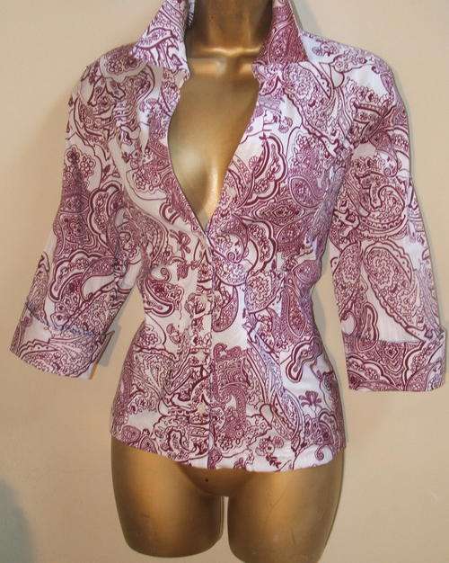 New 34 / 10 Moon drops Limited Collection mulberry paisely print ladies Shirt.,