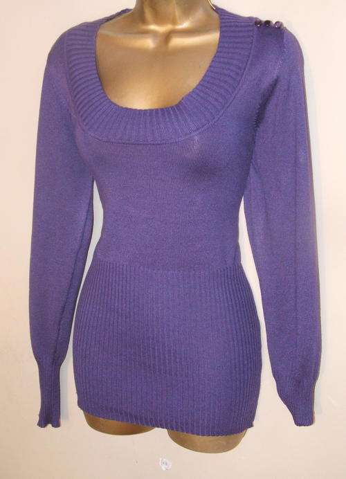 New size 12 / 36 pretty purple fitted jersey top by Insync - Hot.