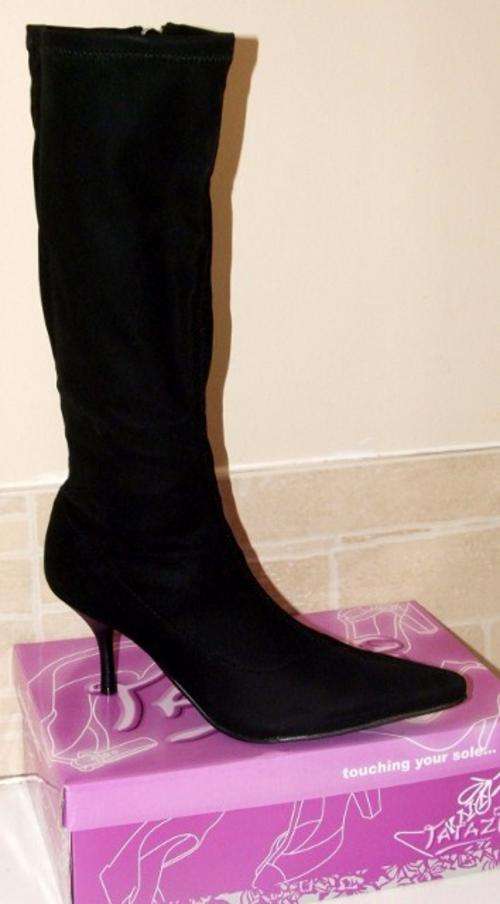 Size 3, 4, 5, 6 New black mid-calf faux suede posh ladies BOOTS with Zip.