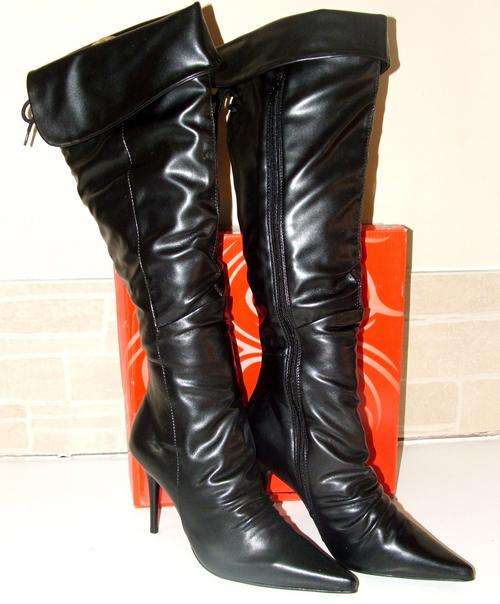 size 4, 5, 6, 8 Ladies leather look tall laced boots, posh dressy shoes Brand New. By Paris Texas