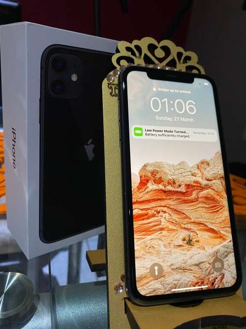iPhone 11 64GB Black