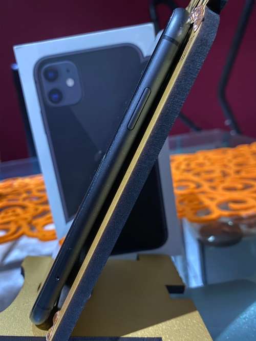 iPhone 11 64GB Black