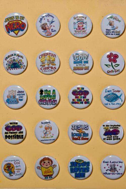 CHRISTIAN BUTTON BADGES