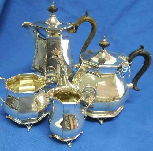BEAUTIFUL SCOTTISH SILVER PLATED TEA SET. MAKER; EDWARD + SON