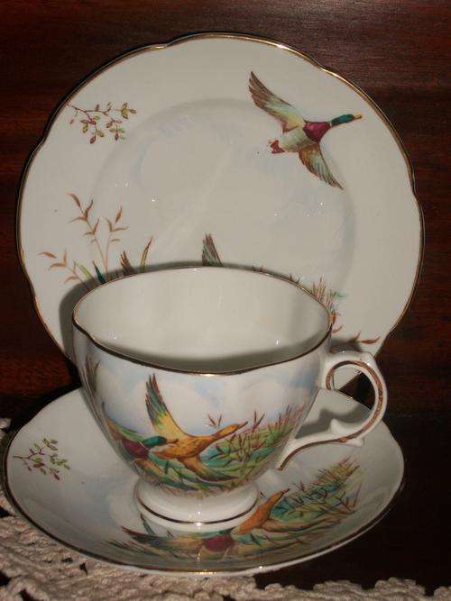 ROYAL STUART TRIO. PUDO R67.00