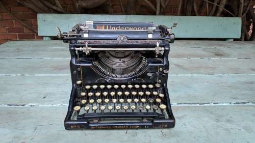 Antique Underwood Standard Typewriter No. 5 1920's
