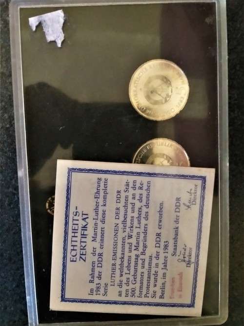 MARTIN LUTHER EHRUNG 1983 5 MARK COMMEMORITIVE COIN SET.