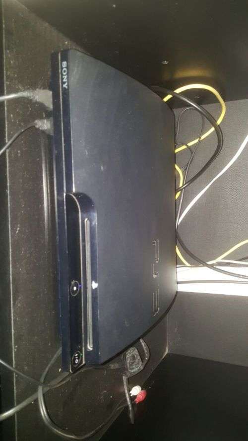 Ps 3 Console + 17 Games + 3 Controles